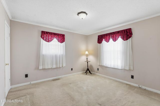 509 Kinzalow Circle, Sweetwater, TN 37874