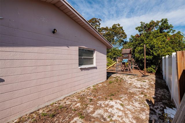 2091 62ND PLACE S, St Petersburg, FL 33712