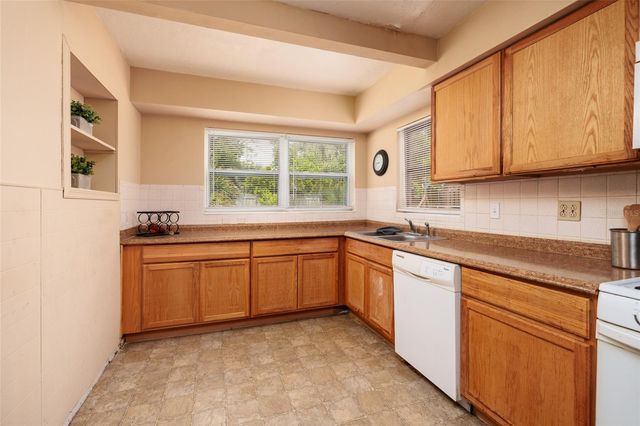 2091 62ND PLACE S, St Petersburg, FL 33712