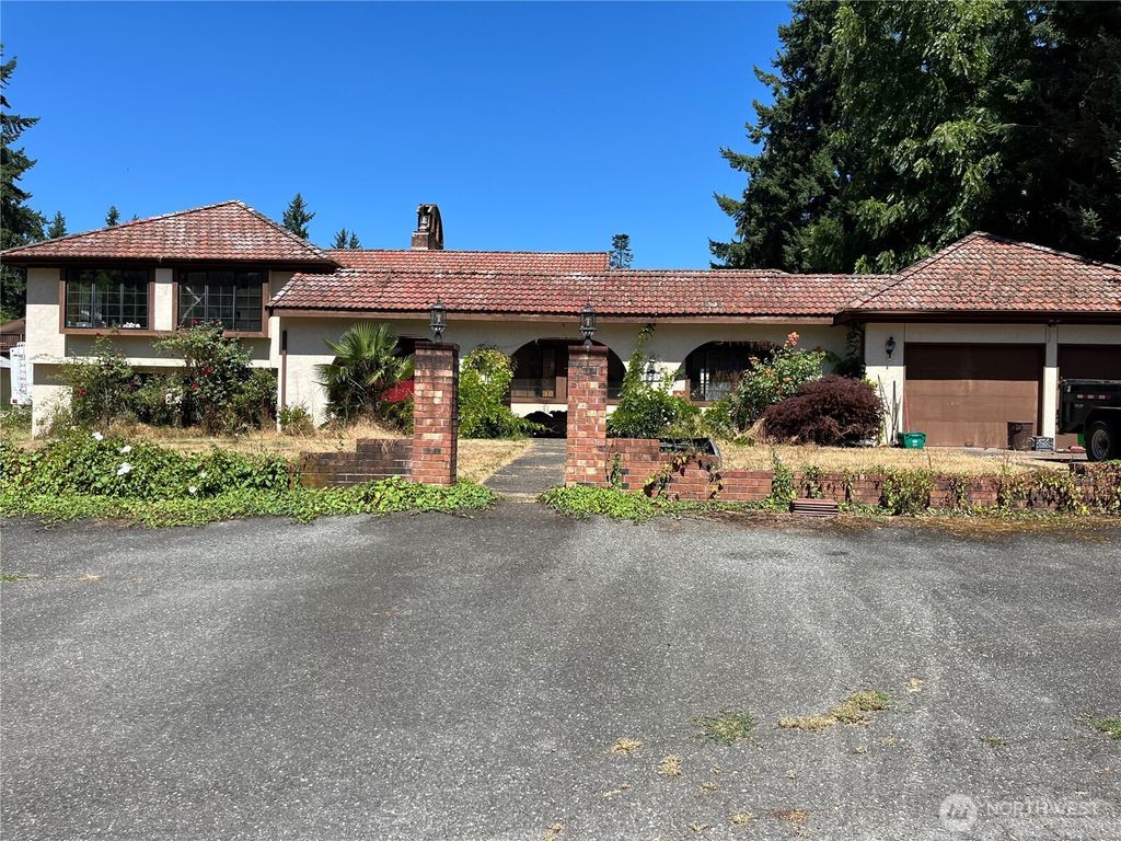 315 241st Street SW, Bothell, WA 98201