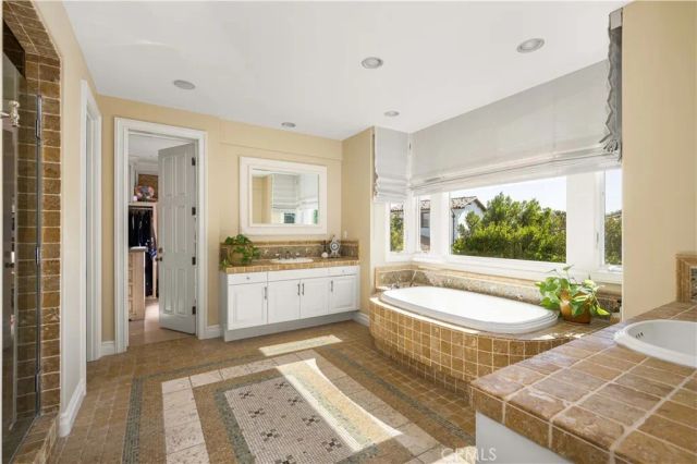 7 Crooked Stick, Newport Beach, CA 92660