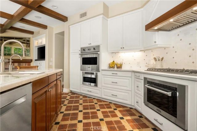7 Crooked Stick, Newport Beach, CA 92660