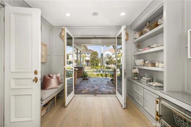 7 Crooked Stick, Newport Beach, CA 92660