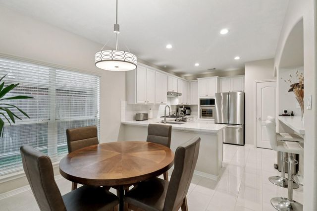 11312 Starlight Bay Street, Pearland, TX 77584