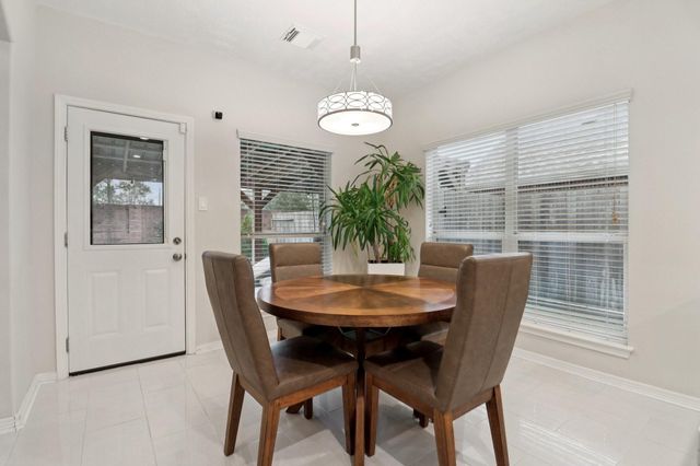 11312 Starlight Bay Street, Pearland, TX 77584