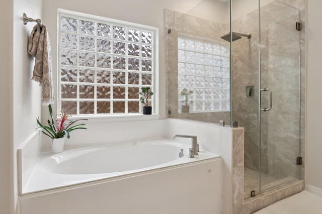 11312 Starlight Bay Street, Pearland, TX 77584