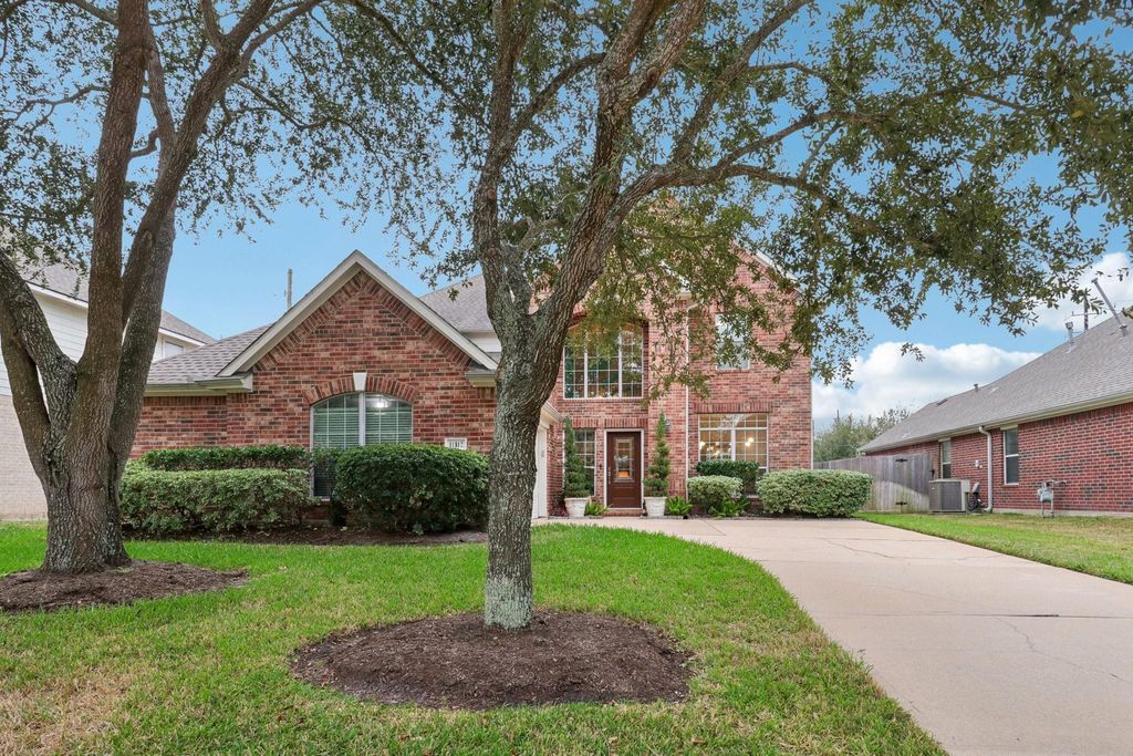 11312 Starlight Bay Street, Pearland, TX 77584