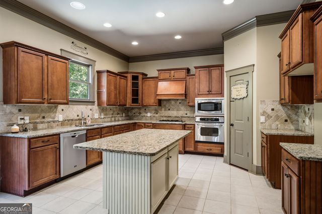 3276 Holly Glen Court, Dacula, GA 30019