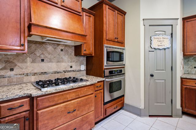 3276 Holly Glen Court, Dacula, GA 30019
