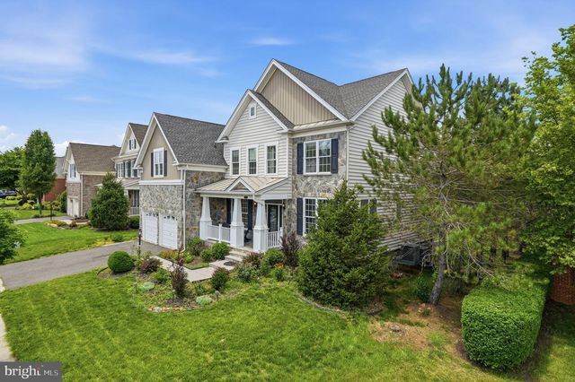 15300 TURNING LEAF PL, Haymarket, VA 20169