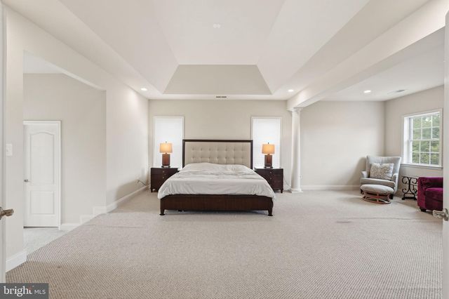 15300 TURNING LEAF PL, Haymarket, VA 20169