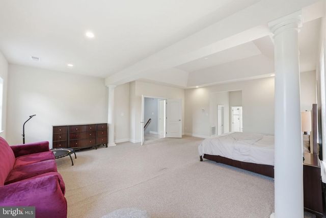 15300 TURNING LEAF PL, Haymarket, VA 20169