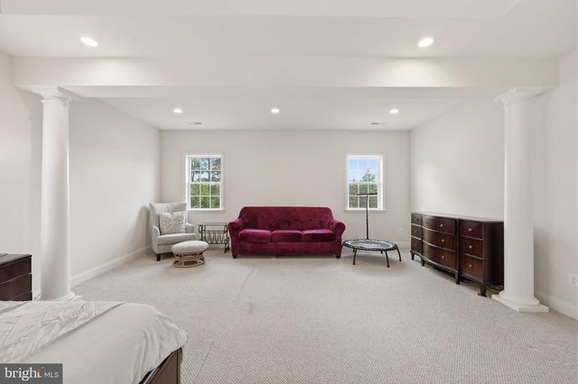 15300 TURNING LEAF PL, Haymarket, VA 20169