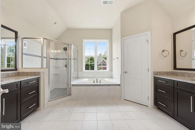 15300 TURNING LEAF PL, Haymarket, VA 20169