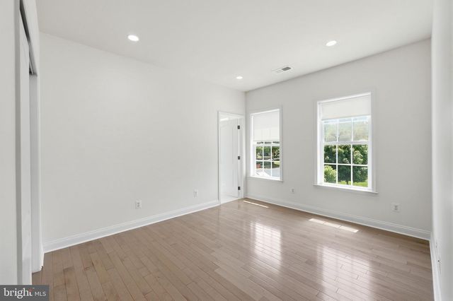 15300 TURNING LEAF PL, Haymarket, VA 20169