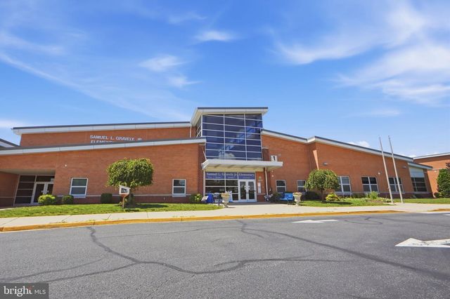 15300 TURNING LEAF PL, Haymarket, VA 20169