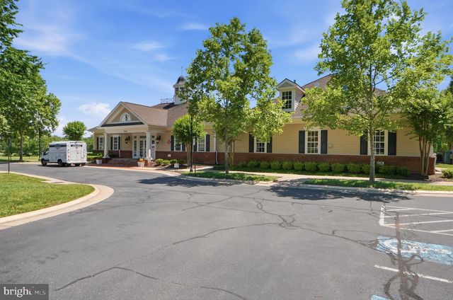 15300 TURNING LEAF PL, Haymarket, VA 20169