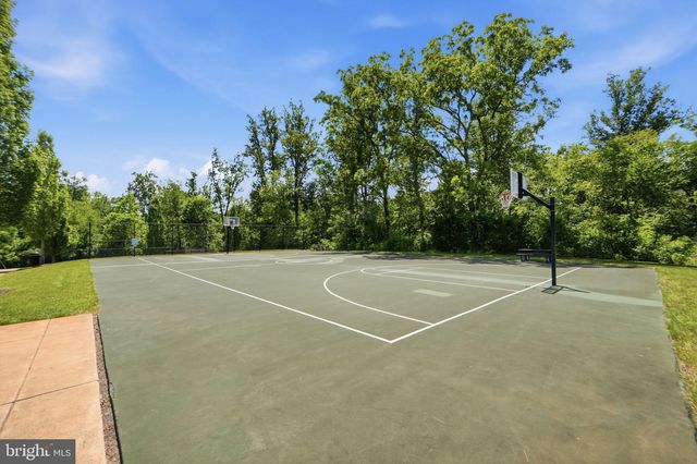 15300 TURNING LEAF PL, Haymarket, VA 20169