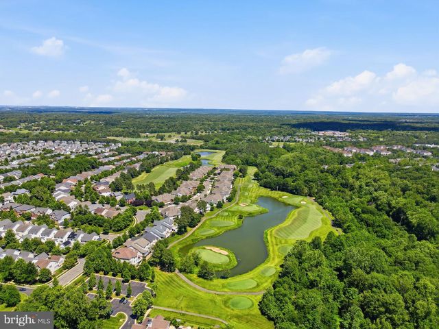 15300 TURNING LEAF PL, Haymarket, VA 20169