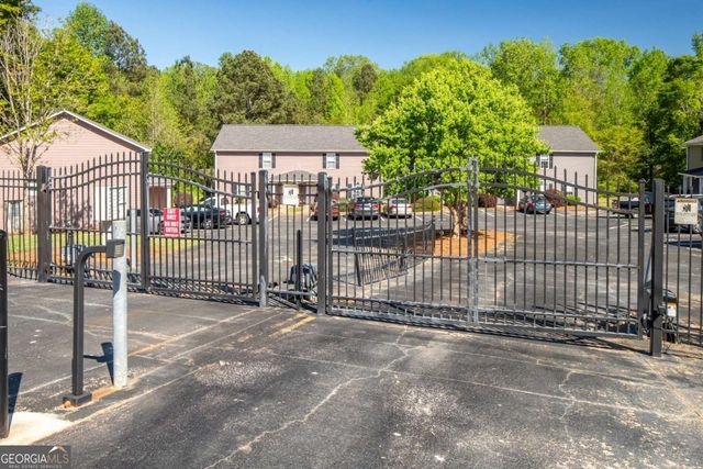 878 Hospital Road, Commerce, GA 30529