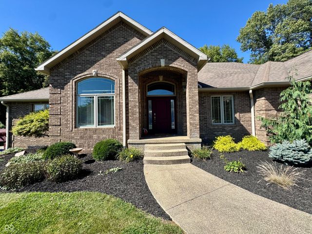 1345 S Oakridge Lane, Crawfordsville, IN 47933