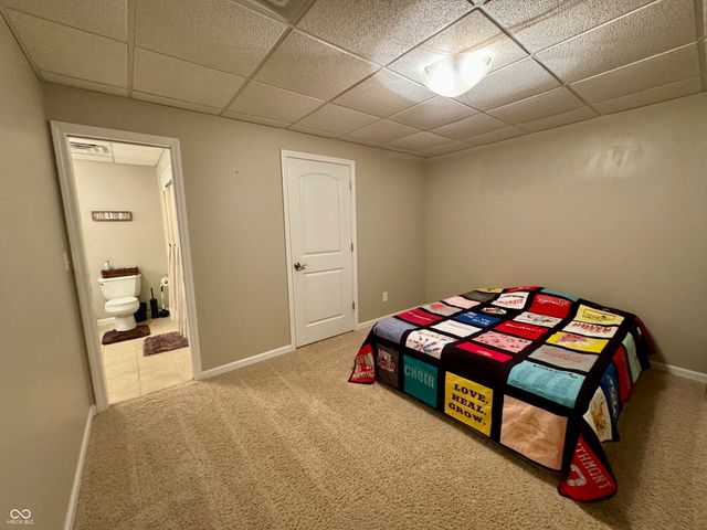 1345 S Oakridge Lane, Crawfordsville, IN 47933