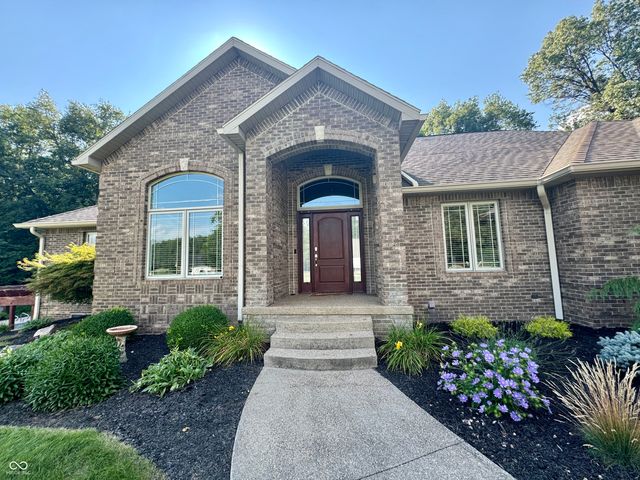 1345 S Oakridge Lane, Crawfordsville, IN 47933