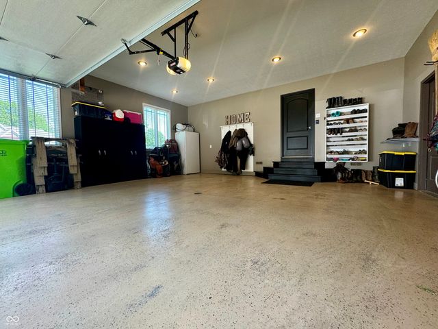 1345 S Oakridge Lane, Crawfordsville, IN 47933