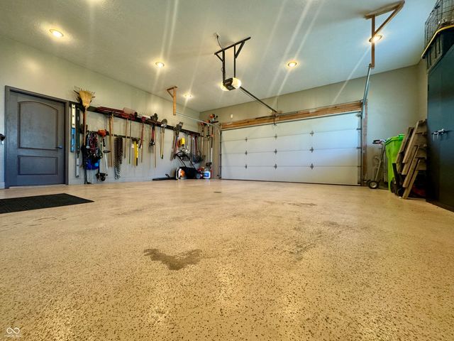 1345 S Oakridge Lane, Crawfordsville, IN 47933