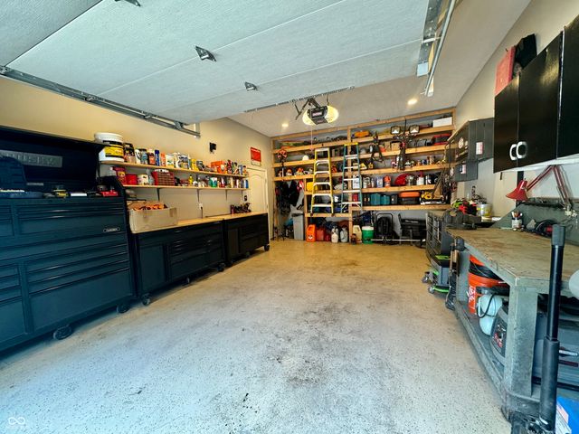 1345 S Oakridge Lane, Crawfordsville, IN 47933