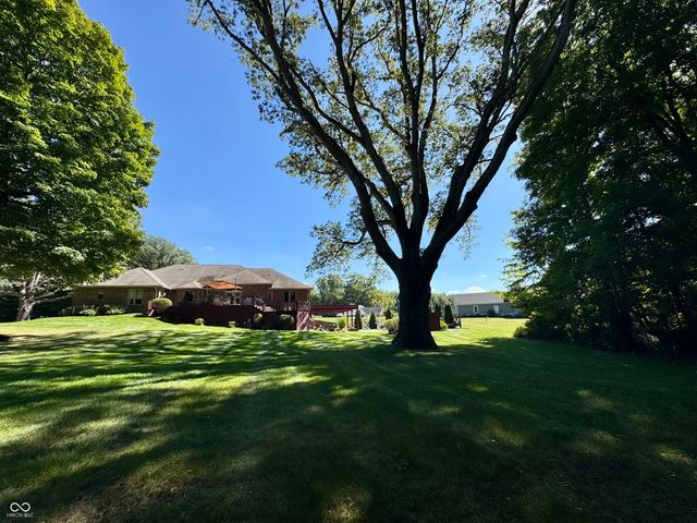 1345 S Oakridge Lane, Crawfordsville, IN 47933