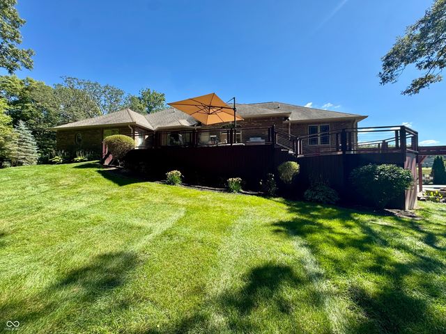 1345 S Oakridge Lane, Crawfordsville, IN 47933