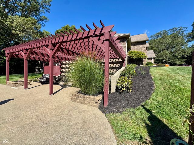 1345 S Oakridge Lane, Crawfordsville, IN 47933