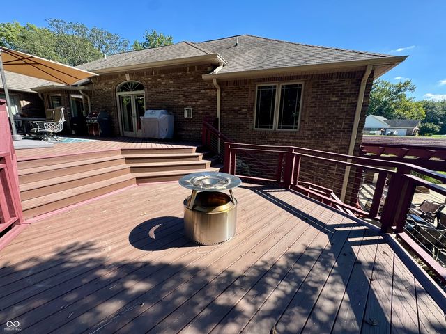 1345 S Oakridge Lane, Crawfordsville, IN 47933