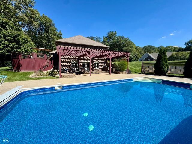 1345 S Oakridge Lane, Crawfordsville, IN 47933