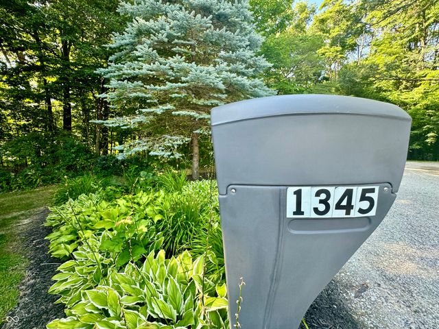 1345 S Oakridge Lane, Crawfordsville, IN 47933