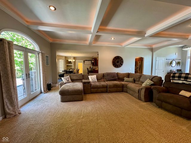 1345 S Oakridge Lane, Crawfordsville, IN 47933