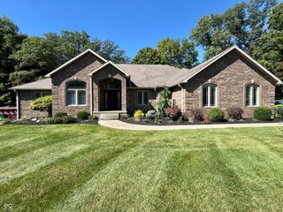 1345 S Oakridge Lane, Crawfordsville, IN 47933