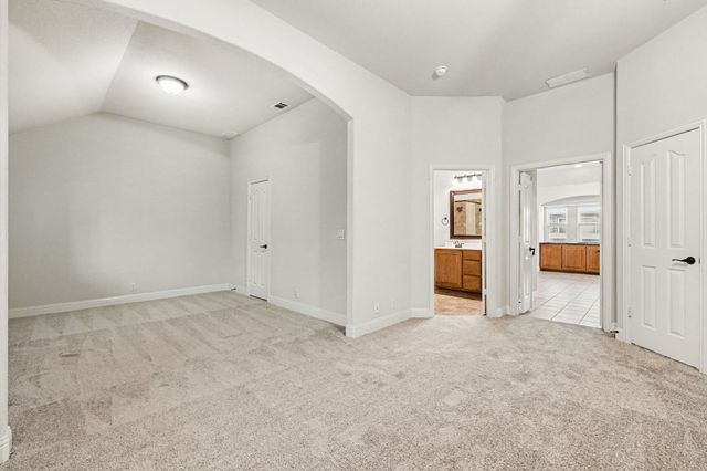 8305 Spitfire Trail, Aubrey, TX 76227