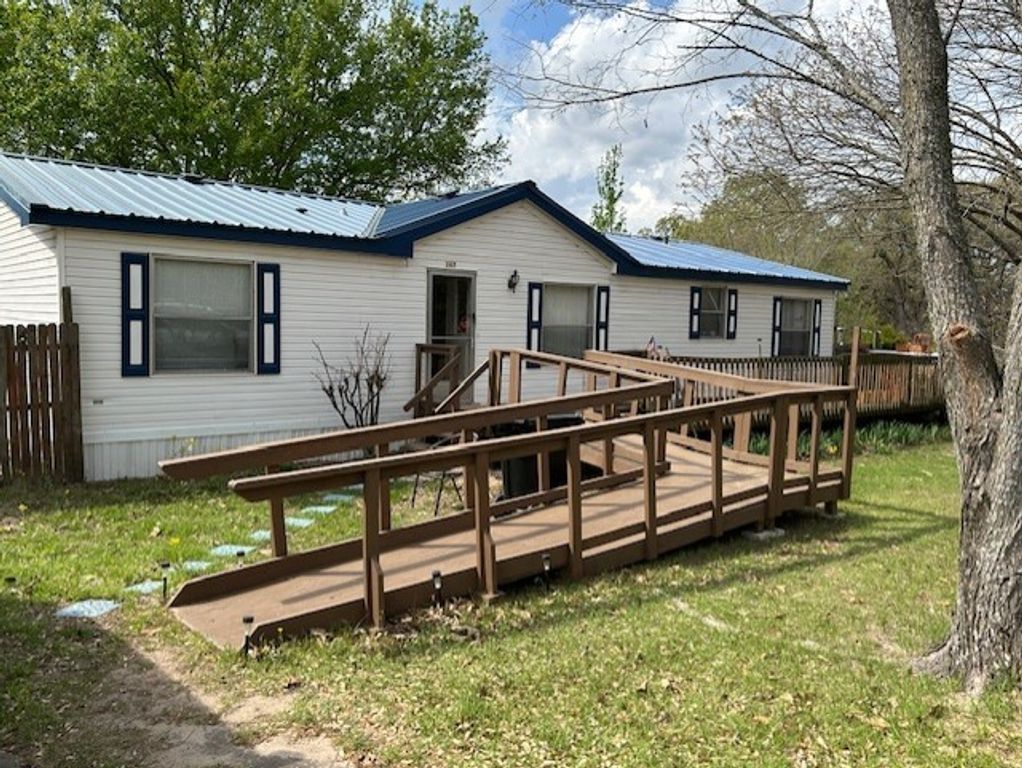 167 County Road 2244, Mineola, TX 75773