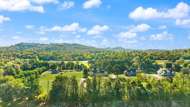 354 Deer Haven Drive, Somerset, KY 42501