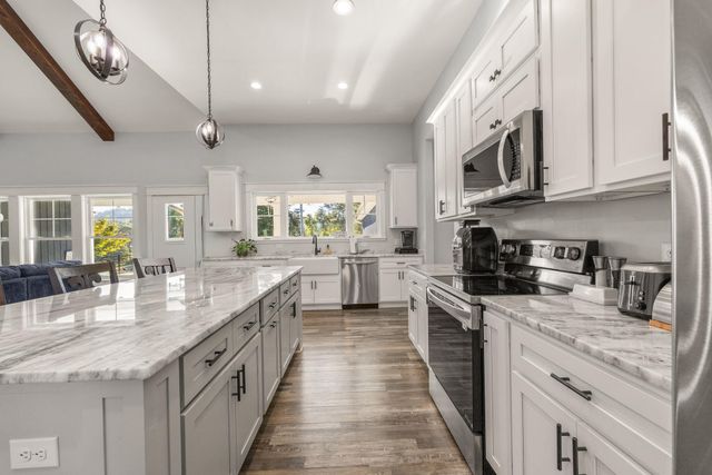354 Deer Haven Drive, Somerset, KY 42501