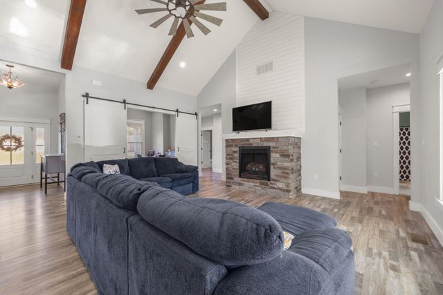 354 Deer Haven Drive, Somerset, KY 42501
