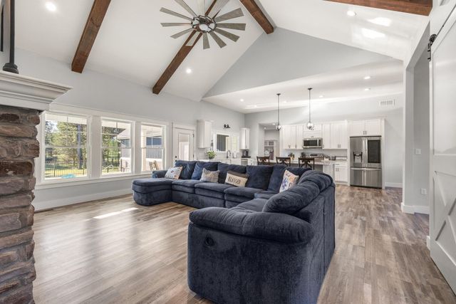 354 Deer Haven Drive, Somerset, KY 42501