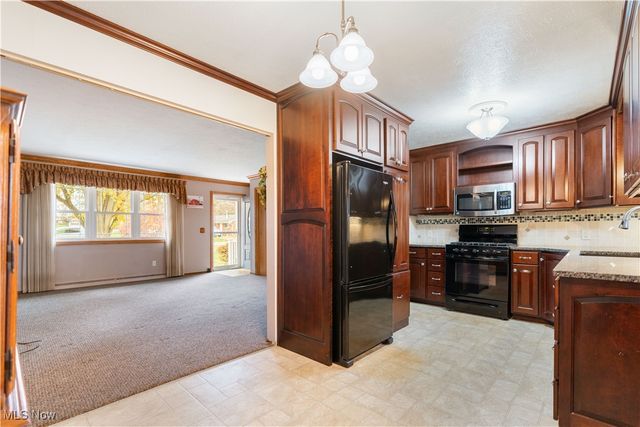 6733 Dale Avenue NW, Massillon, OH 44646