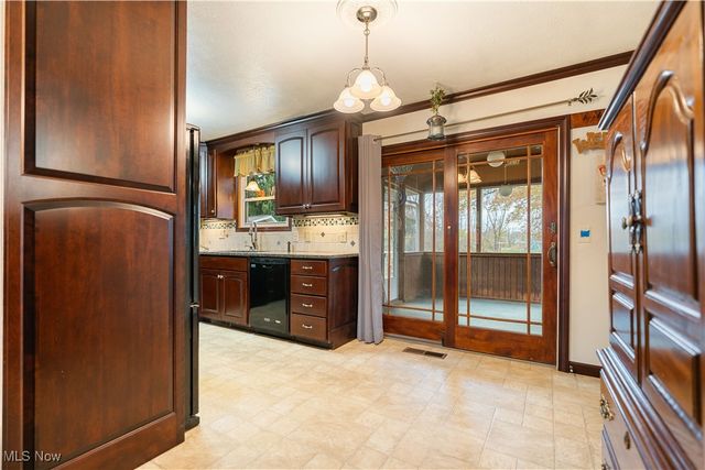 6733 Dale Avenue NW, Massillon, OH 44646