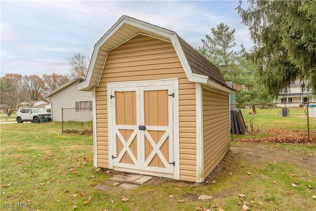 6733 Dale Avenue NW, Massillon, OH 44646