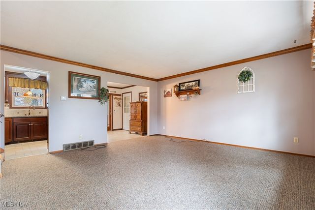 6733 Dale Avenue NW, Massillon, OH 44646