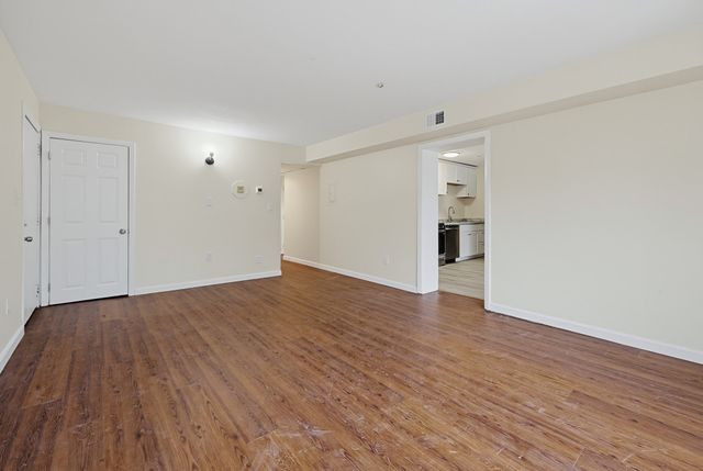 75-77 Colonel Bell Dr 9, Brockton, MA 02301