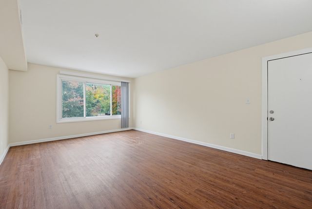 75-77 Colonel Bell Dr 9, Brockton, MA 02301